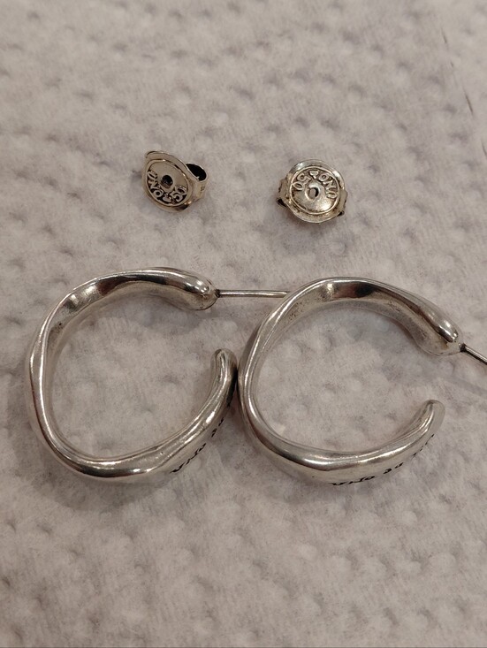 UNO de 50 Jewelry - UNO De 50 Open Hoop Earrings